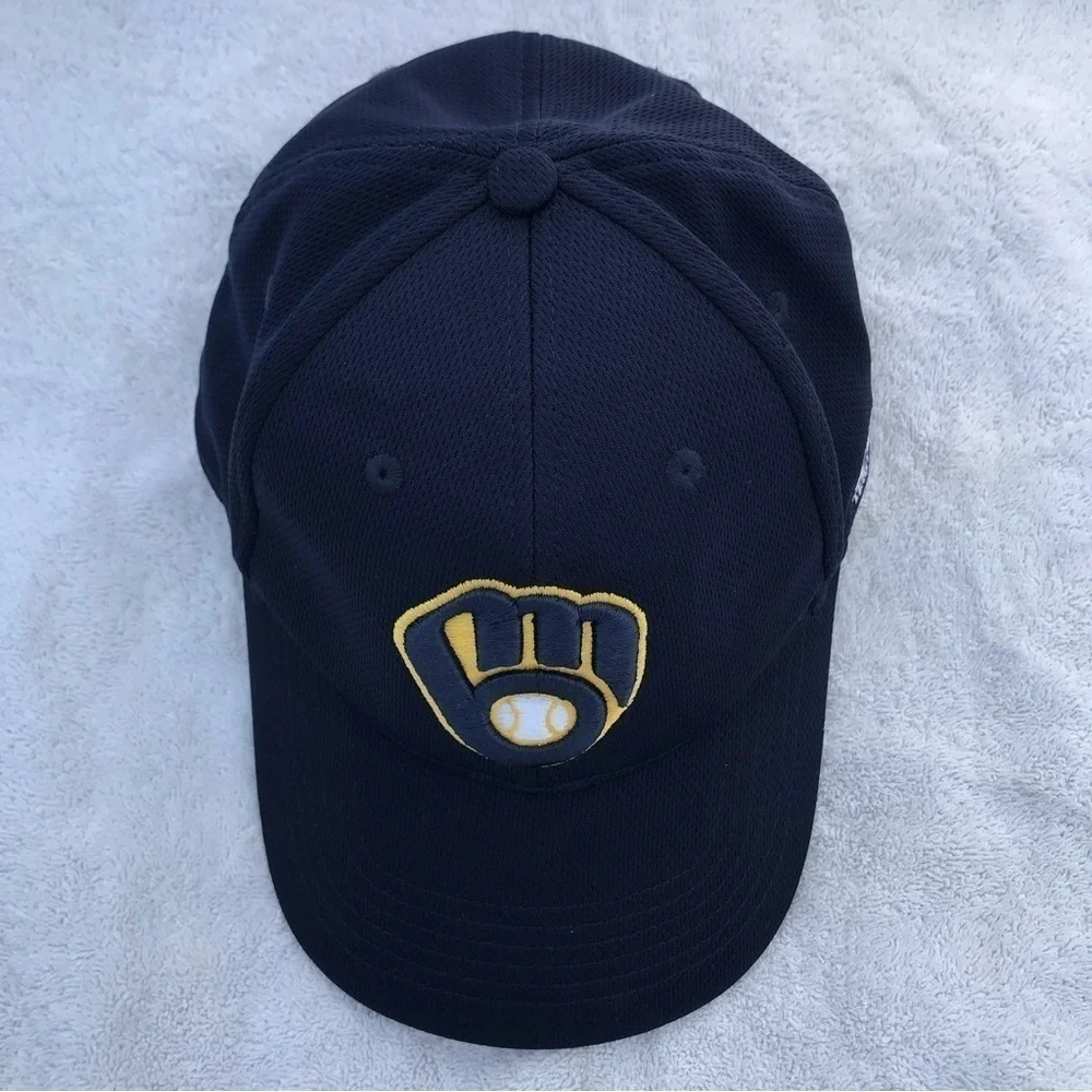 OC Sports - MLB Milwaukee Brewers Adjustable Baseball Cap